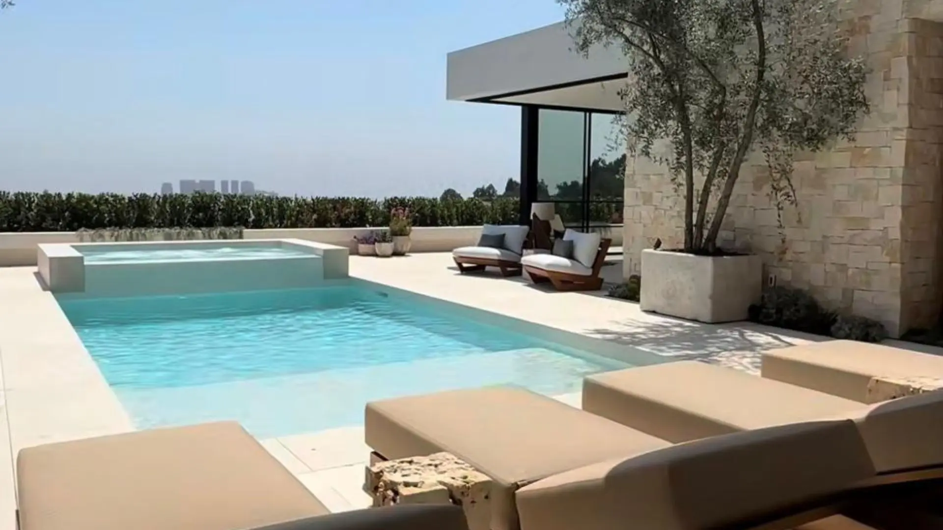 Construcción de casas nuevas a medida con Charm House